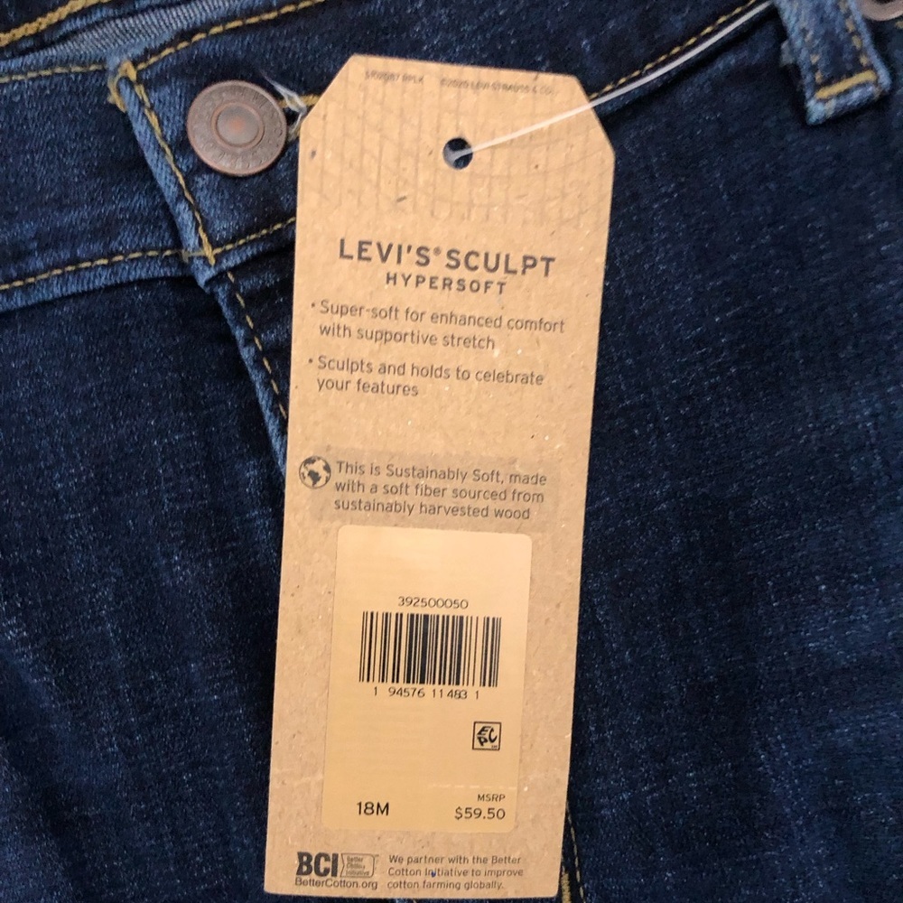 Levi's Classic Mid Rise Straight Leg Jeans Dark Wash NWT - Picture 4 of 6